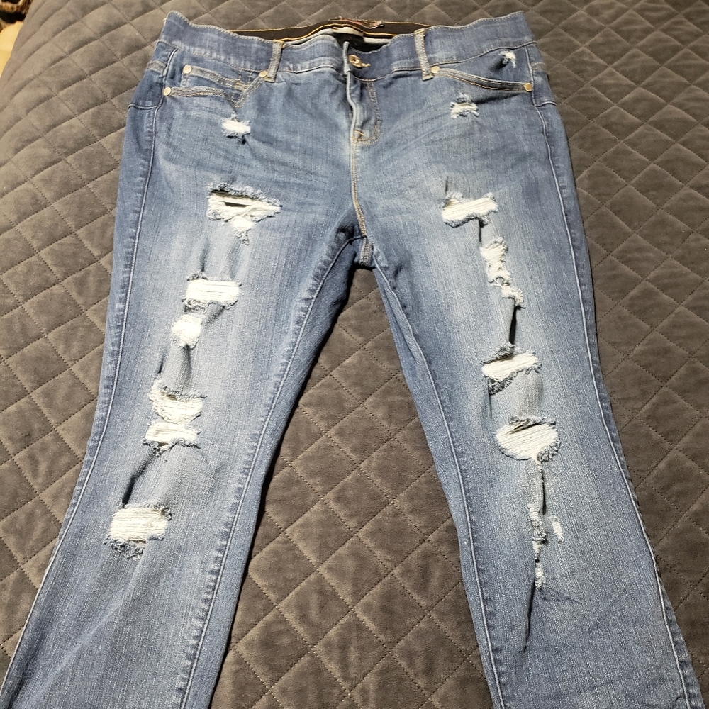 Torrid bombshell skinny jeans premium stretch size 18S